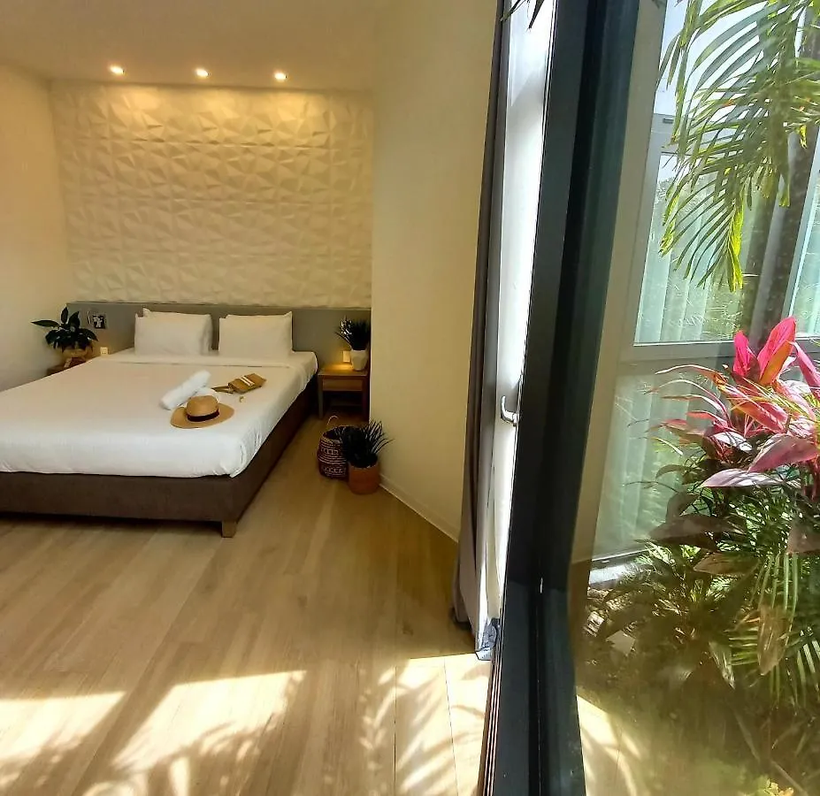 Adonis Cupecoy Hotel Simpson Bay